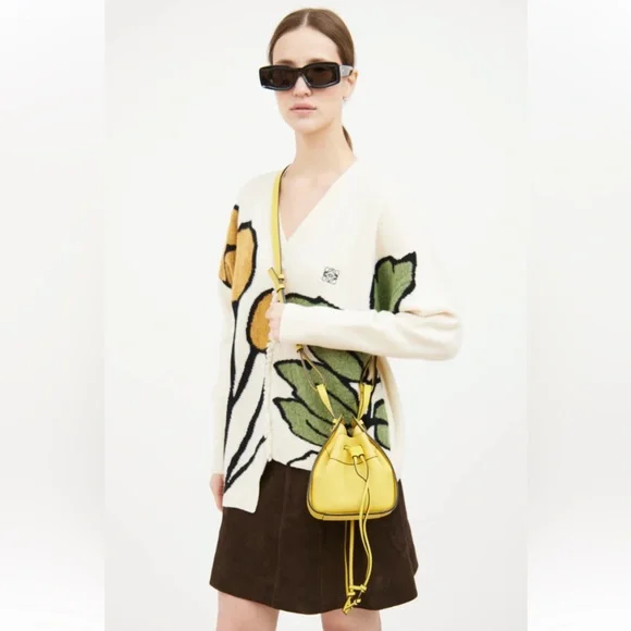 Loewe Mini Hammock Bag - Picture 2 of 14